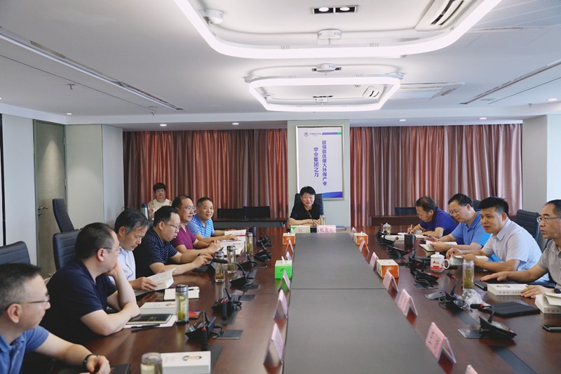 陕西J9集团集团召开2020年第十次党委理论进建中心组会议
