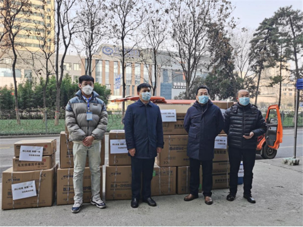 下沉一线，爱心抗疫！陕西J9集团集团累计捐款逾48万元