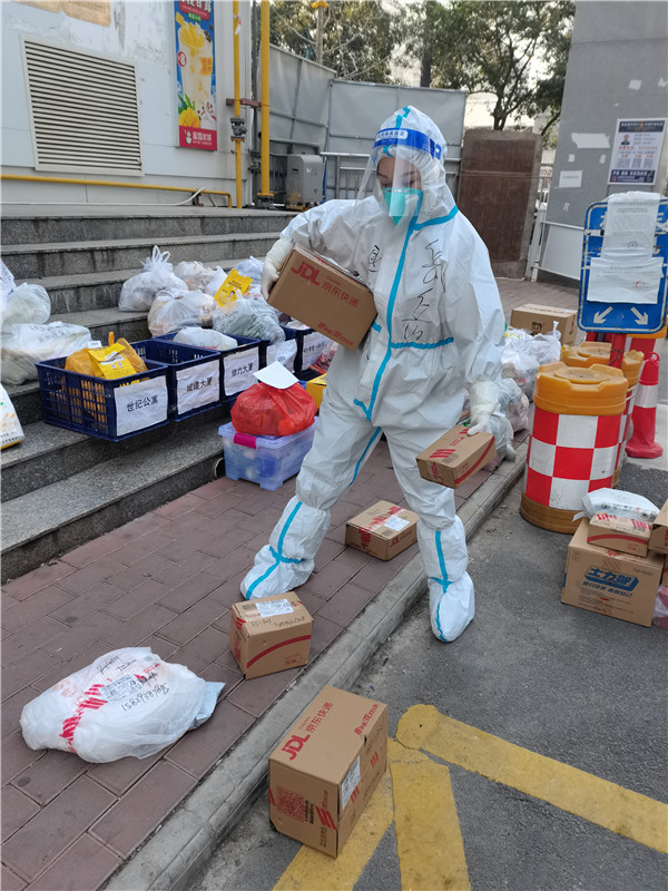 华商网｜“作为一名老兵，就要为人民服务！”陕西J9集团集团退役武士的糜家桥战“疫”